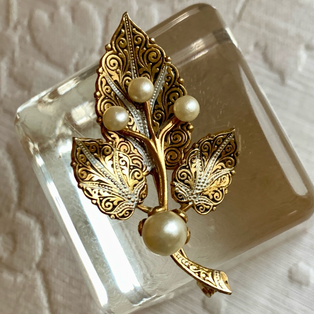 Vintage Damascene Leaf Berry Brooch